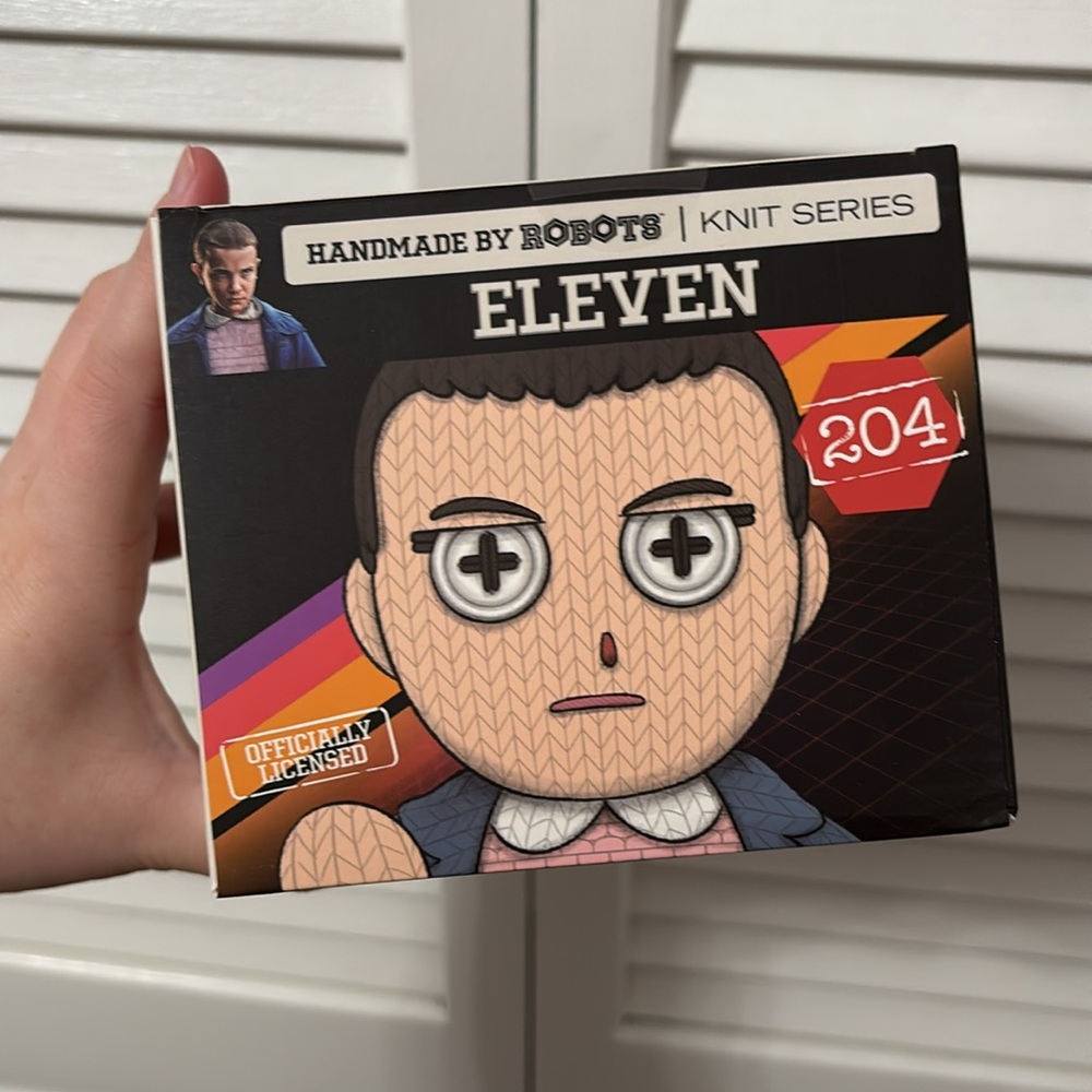 Stranger Things Eleven Handmade By Robots BN - Picture 10 of 10